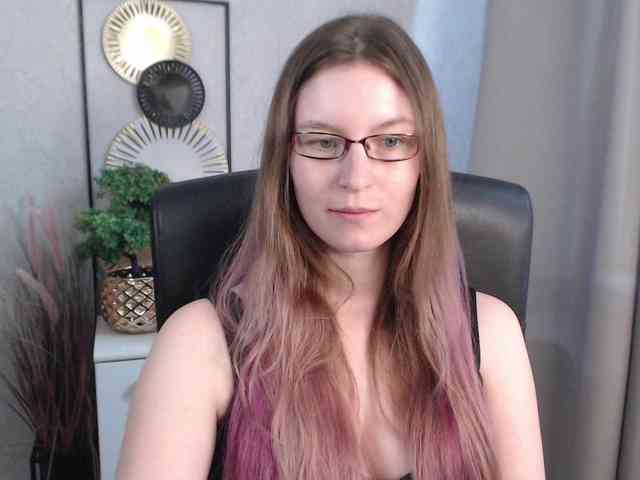 EmmaHeart webcam