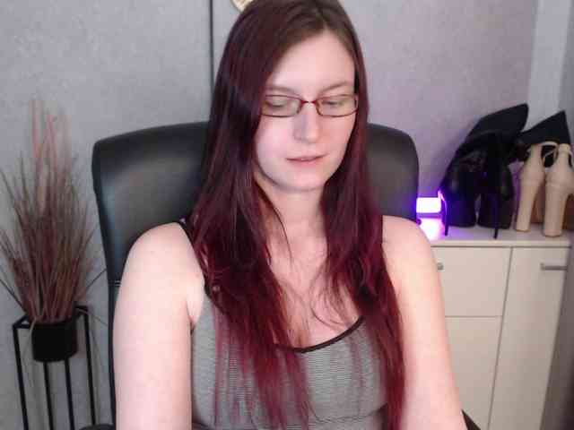 EmmaHeart Live Webcam on BongaCams