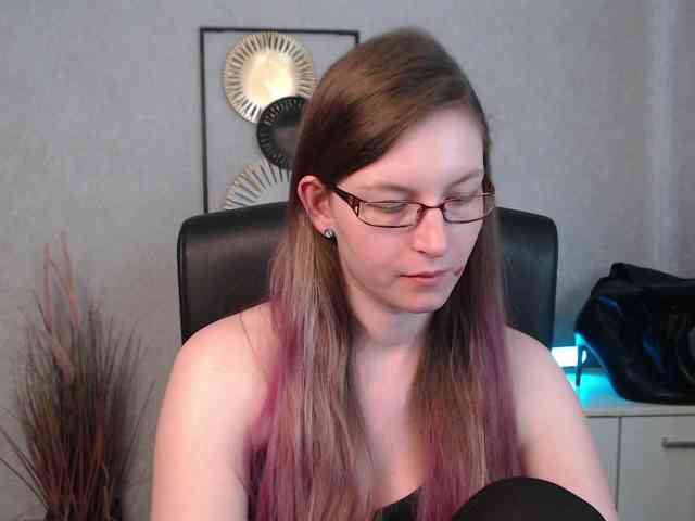 EmmaHeart webcam
