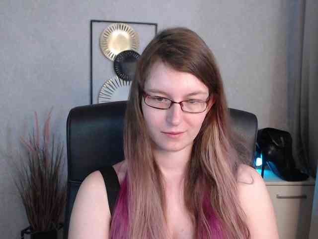 EmmaHeart webcam