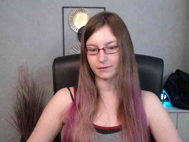 EmmaHeart webcam