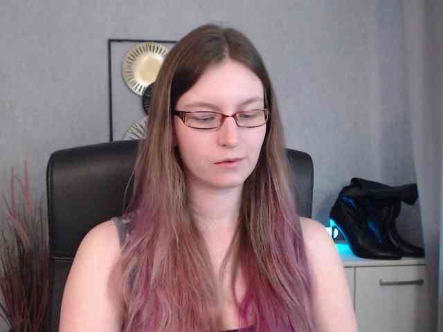 EmmaHeart webcam