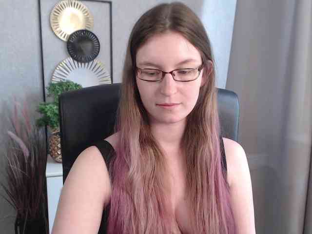 EmmaHeart webcam