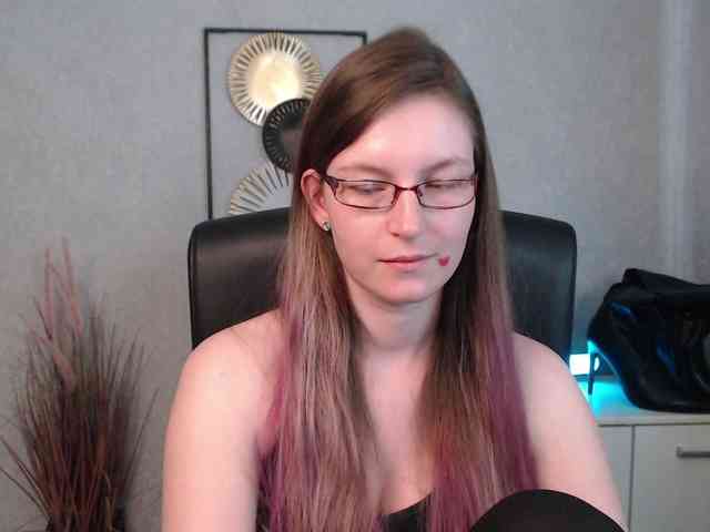 EmmaHeart webcam