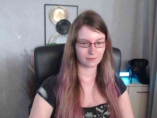 EmmaHeart webcam