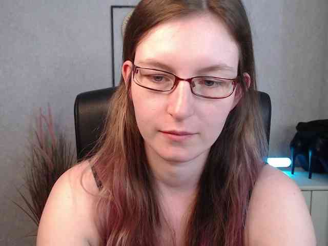 EmmaHeart webcam