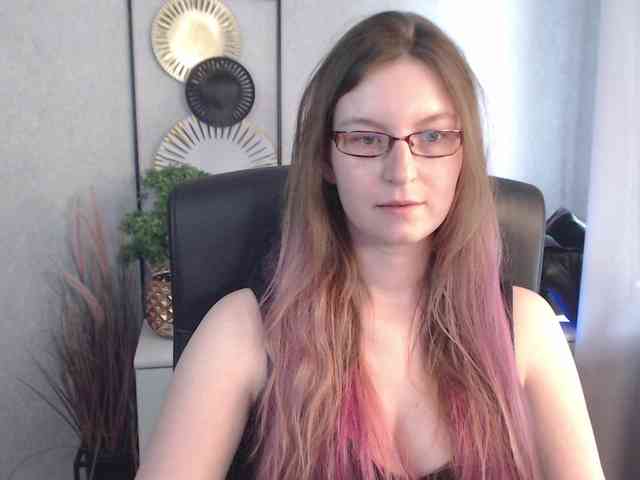 EmmaHeart webcam