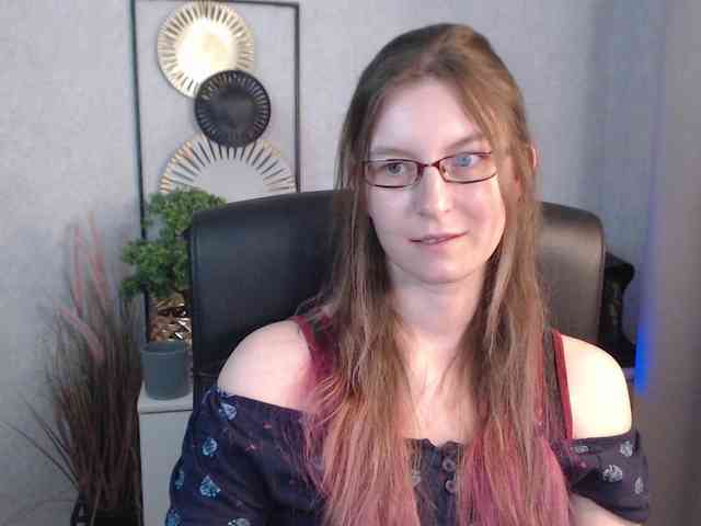 EmmaHeart webcam