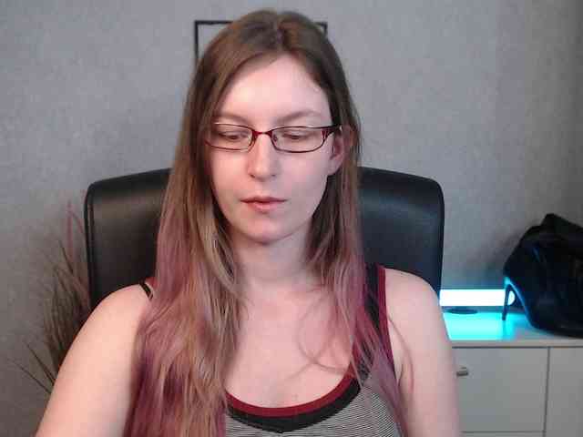 EmmaHeart webcam