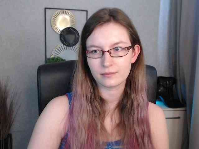 EmmaHeart webcam