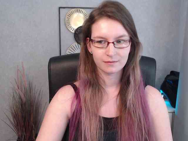 EmmaHeart webcam