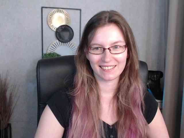 EmmaHeart webcam