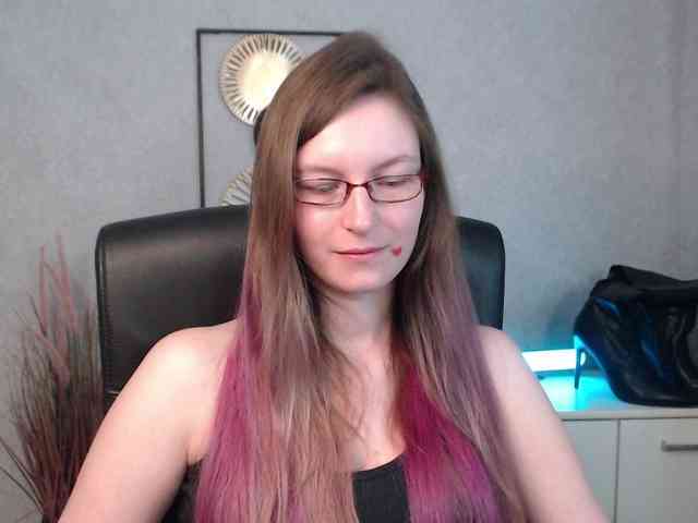 EmmaHeart webcam