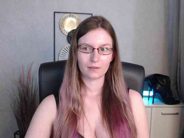 EmmaHeart webcam
