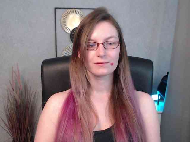 EmmaHeart webcam