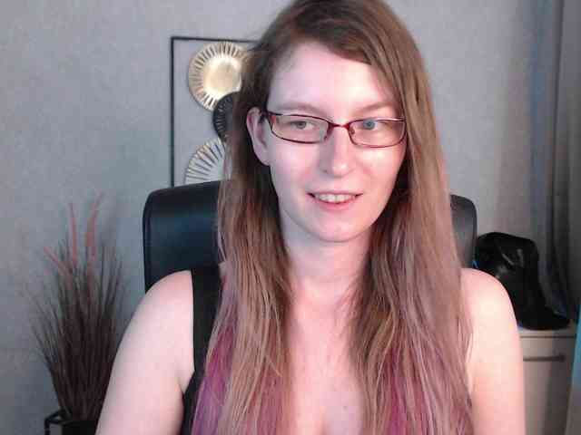 EmmaHeart webcam