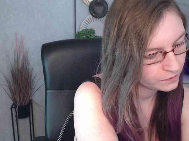 EmmaHeart webcam
