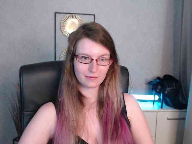EmmaHeart webcam