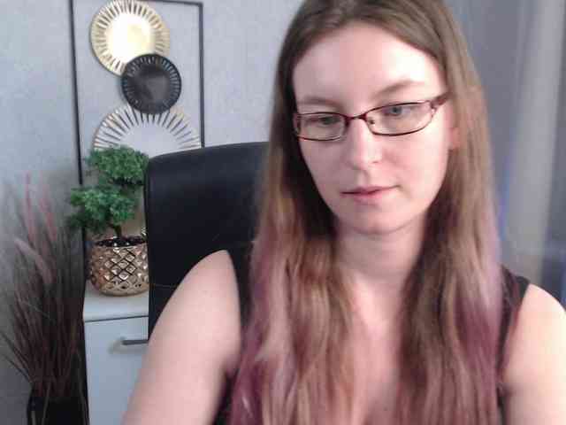 EmmaHeart webcam