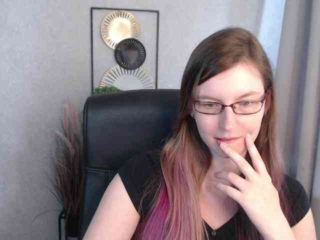 EmmaHeart webcam