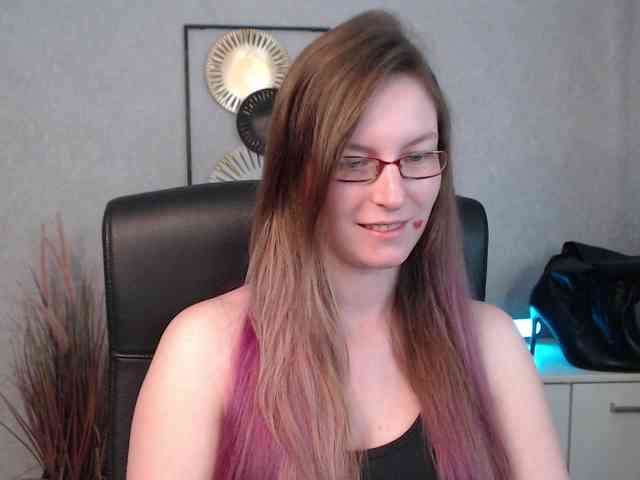 EmmaHeart webcam