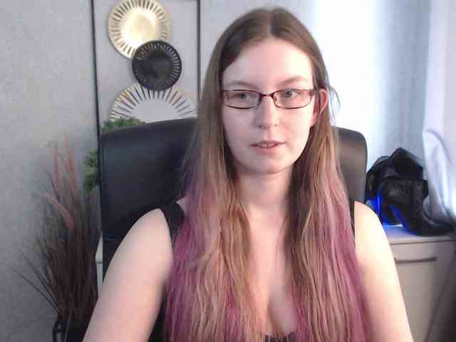 EmmaHeart webcam