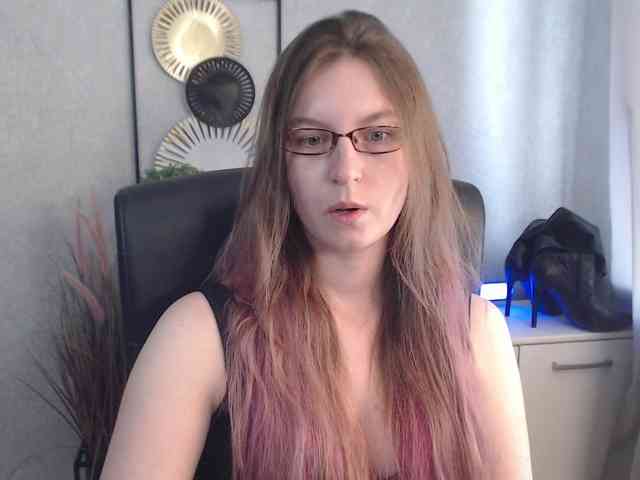 EmmaHeart webcam