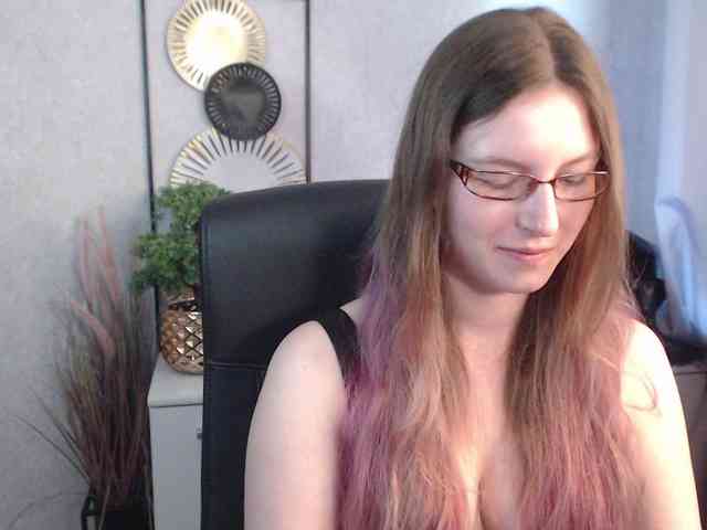 EmmaHeart webcam