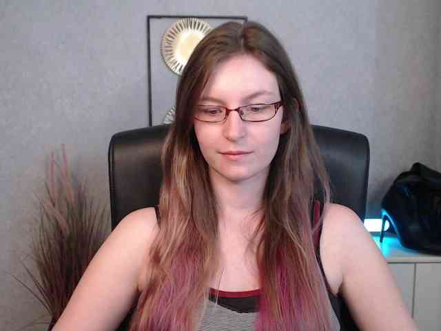 EmmaHeart webcam