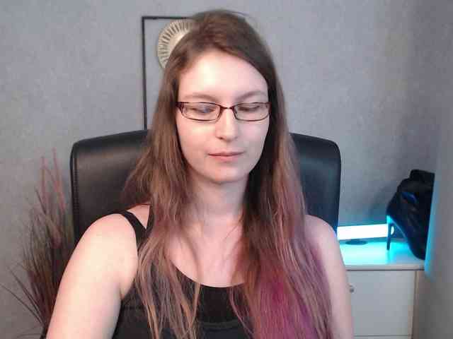 EmmaHeart webcam