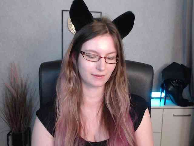 EmmaHeart webcam