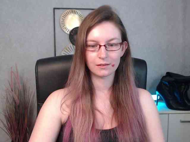 EmmaHeart webcam