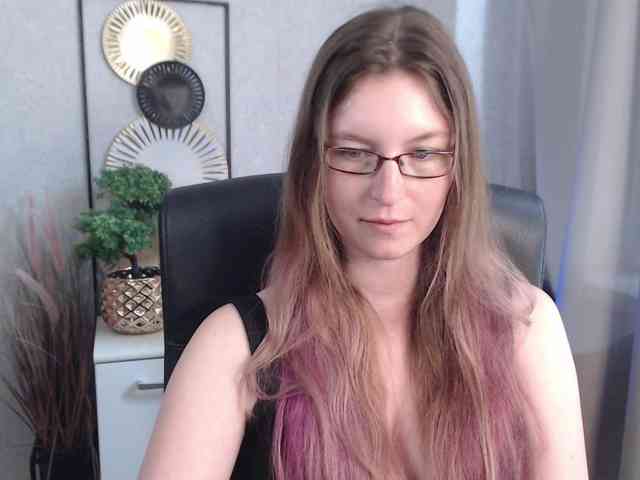 EmmaHeart webcam