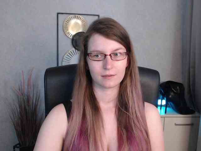 EmmaHeart webcam