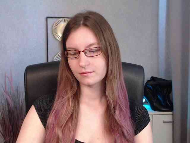 EmmaHeart webcam