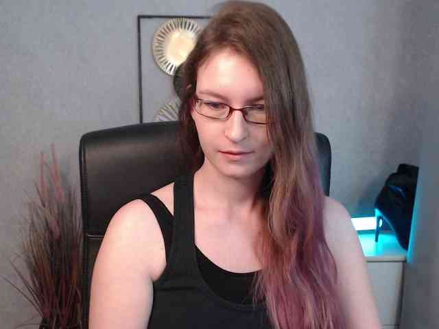 EmmaHeart webcam