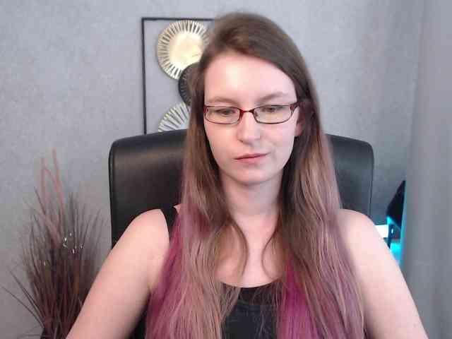 EmmaHeart webcam