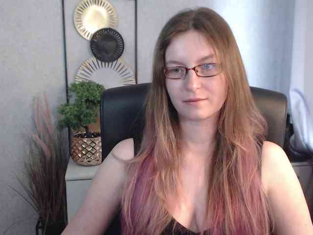 EmmaHeart webcam