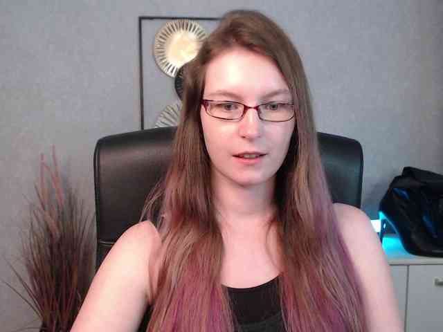 EmmaHeart webcam