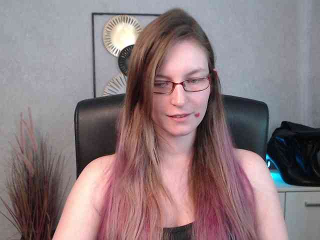 EmmaHeart webcam