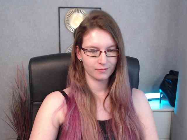 EmmaHeart webcam
