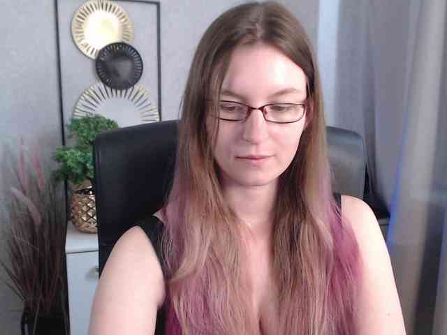 EmmaHeart webcam