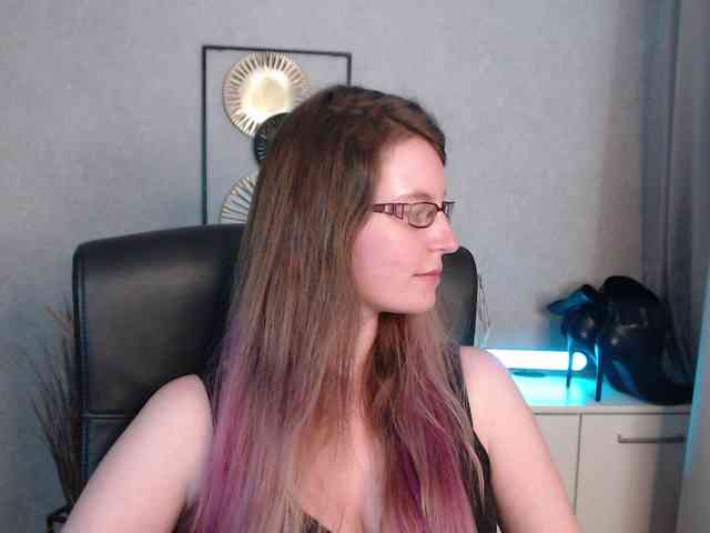 EmmaHeart webcam