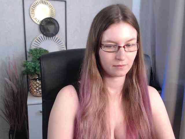 EmmaHeart webcam