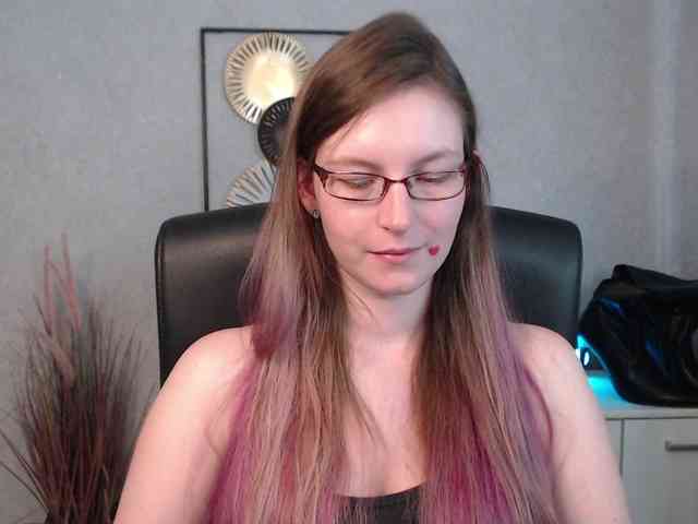 EmmaHeart webcam