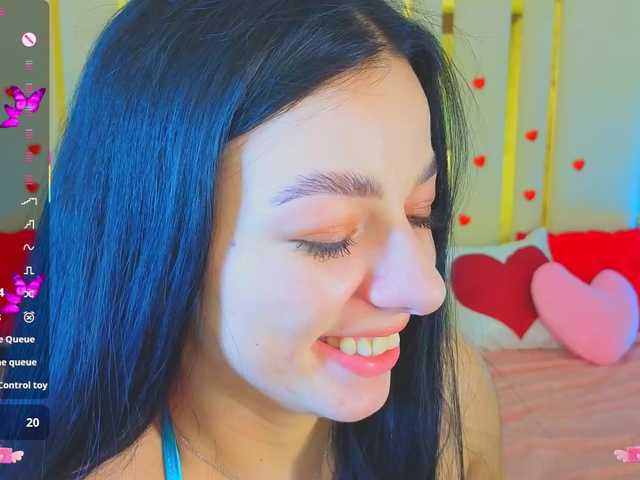 KitnissKiss's BongaCams show and profile