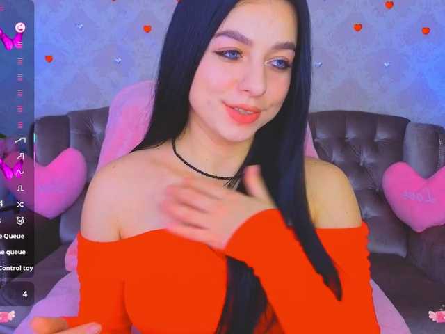 KitnissKiss's BongaCams show and profile