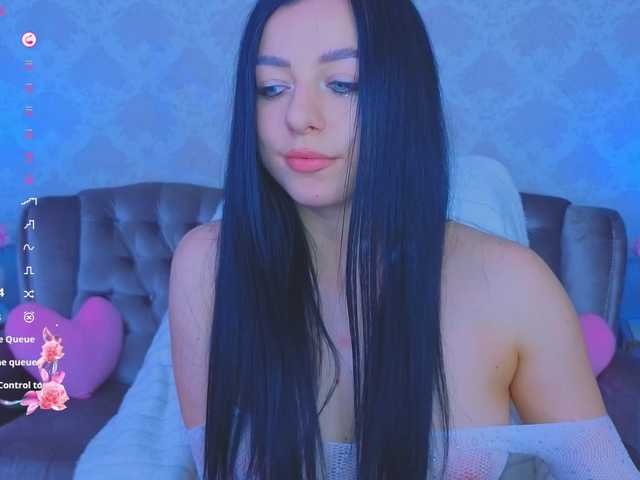 KitnissKiss's BongaCams show and profile