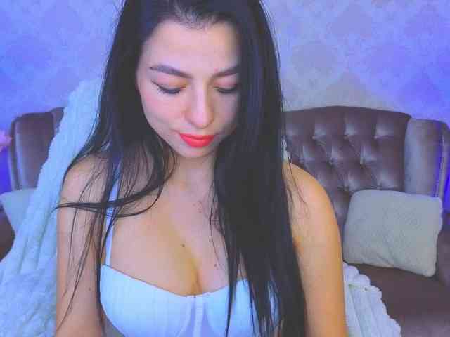 KitnissKiss KitnissKiss