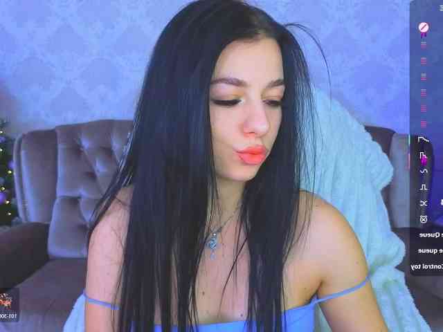 KitnissKiss KitnissKiss